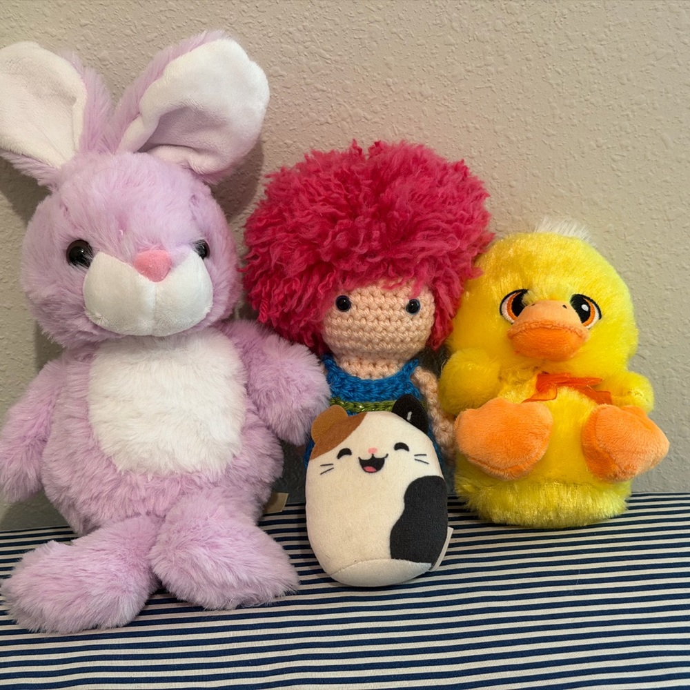 Plush toys set- bunny,duck,crocket doll and squish mallows kids lightweight set